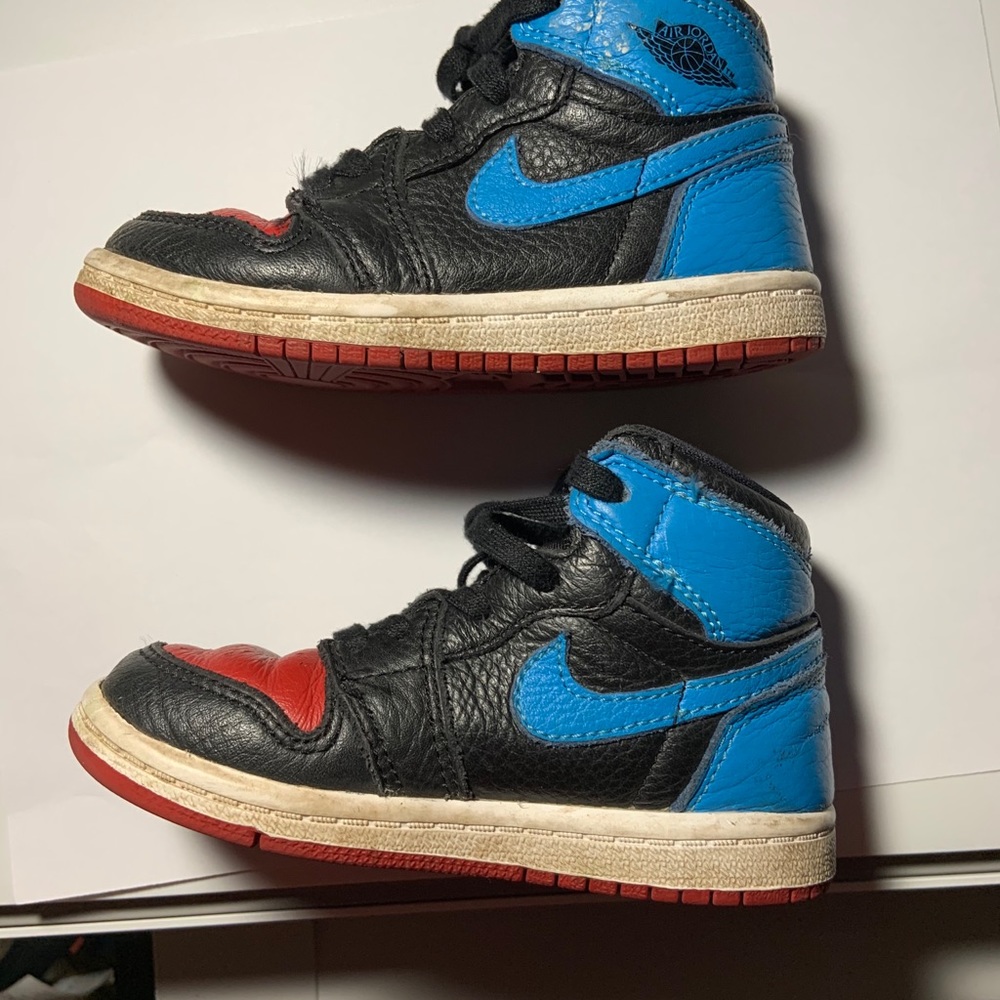 Jordan 1 nvc to Chi (td) used size 8c